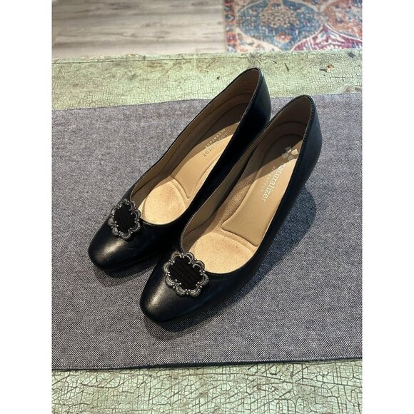 Naturalizer Black Leather Block Heel Pumps Buckle Comfort Classic 6.5 - Picture 2 of 7
